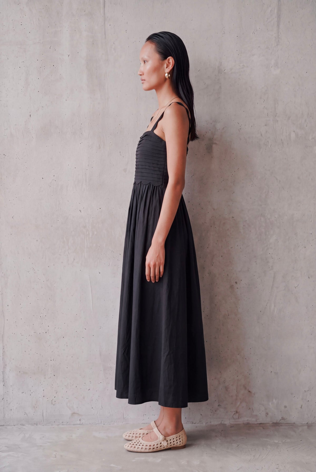 The Black Scallop Midi Dress