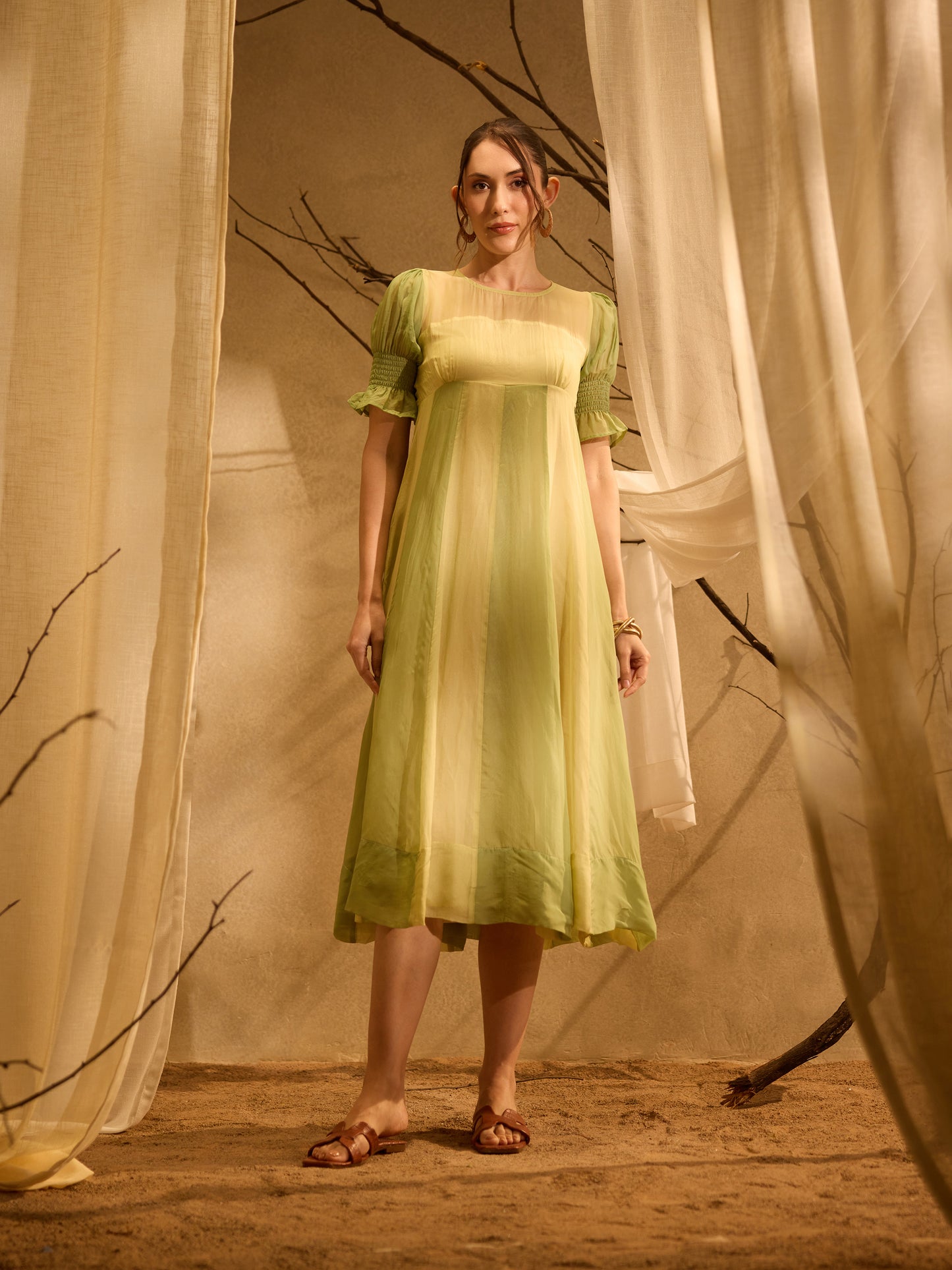 Willow Breeze Midi Dress