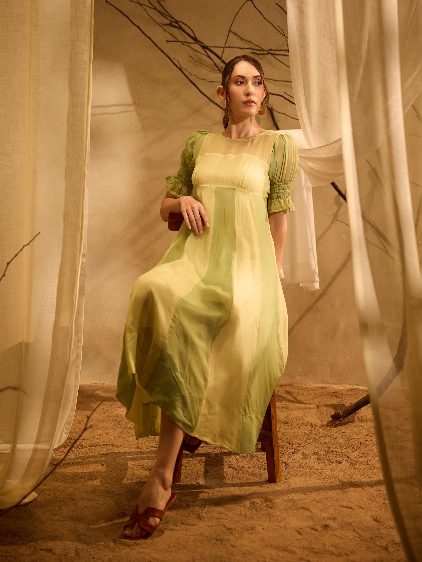 Willow Breeze Midi Dress